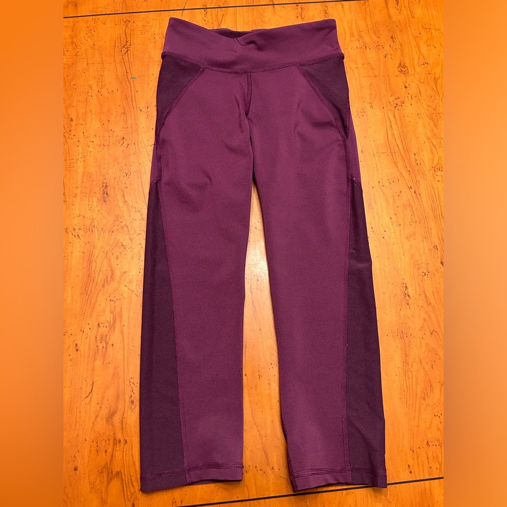 Aeropostale Purple Leggings Comfortable Stretchy Fit